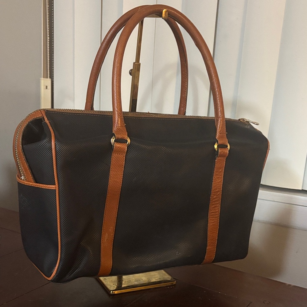 Bottega Veneta weekender 20” made in Italy Black and Brown Leather-Trim Bag